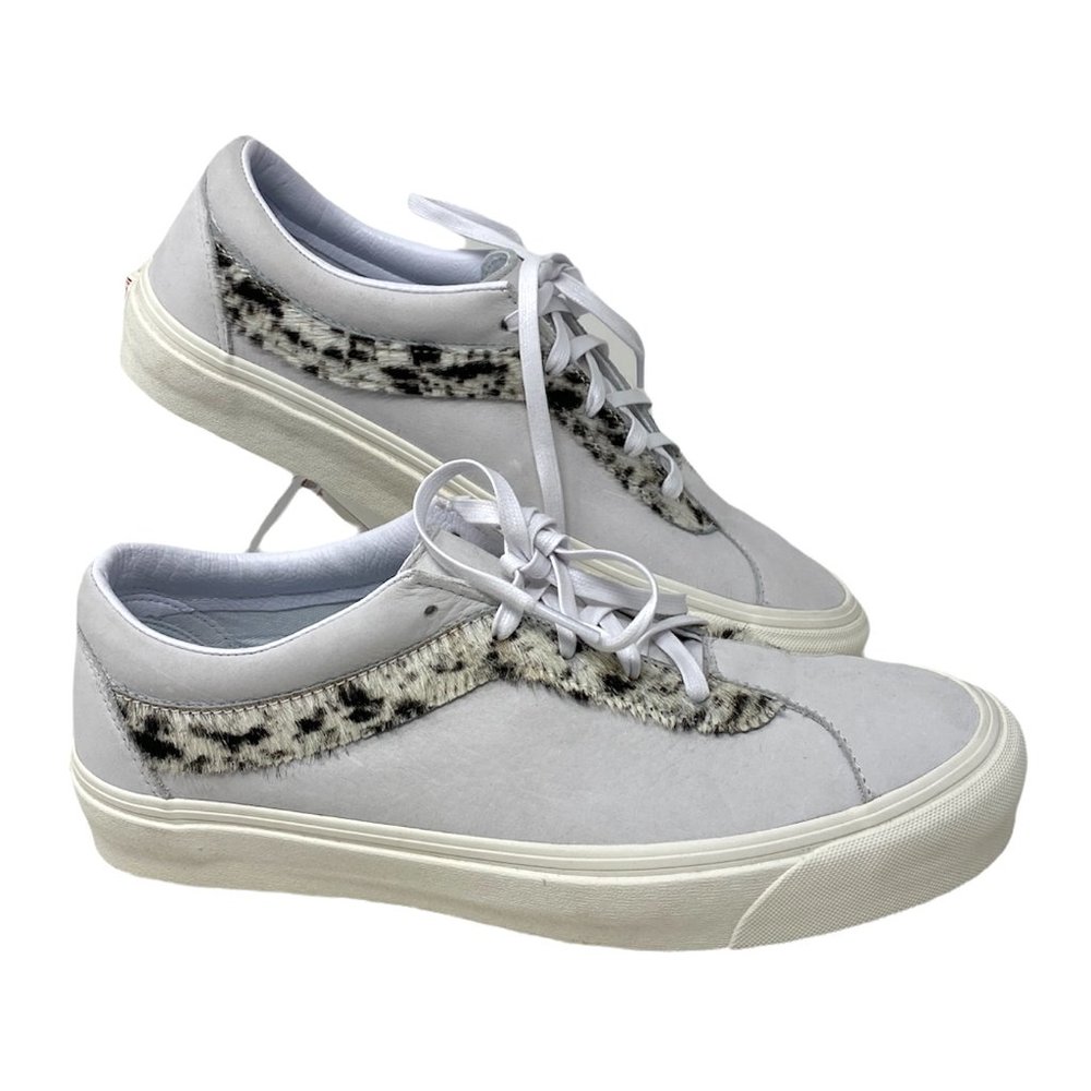 💖MEGA SALE💖VANS Bold Ni Pony Low Top White Women Suede  Casual  VN0A3WLP42N